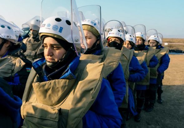 Les démineuses azerbaïdjanaises (1)